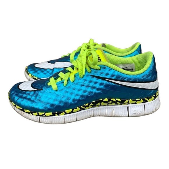 𝅺nike Metallic Blue and Neon Green Predator Shiny Sneakers - Picture 1 of 9
